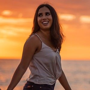 Meet your Posher, Daniela